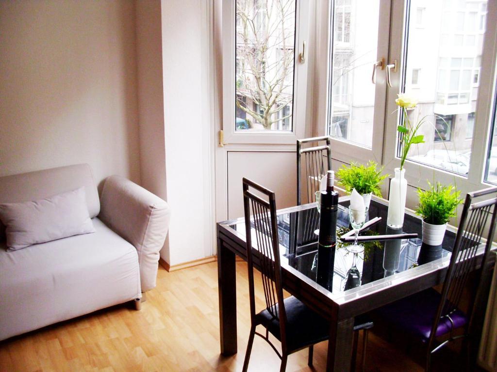 Apartment Cologne City Стая снимка